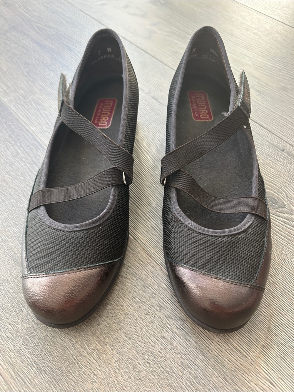 Munro Tess Sporty Ballerina Mesh Mary Jane Flats Bronze Metallic Sneakarina 7M